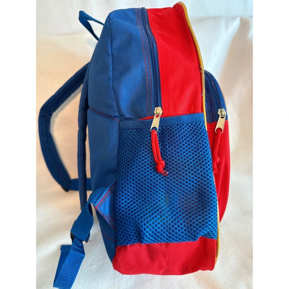Captain Marvel Sheild Packpack Pre-owned Red‎ Blue Gold